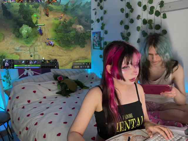 h3ntai-baby webcam