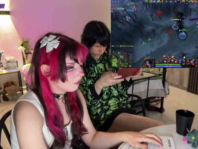 h3ntai-baby webcam
