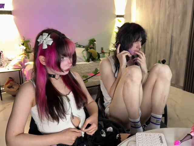 h3ntai-baby webcam