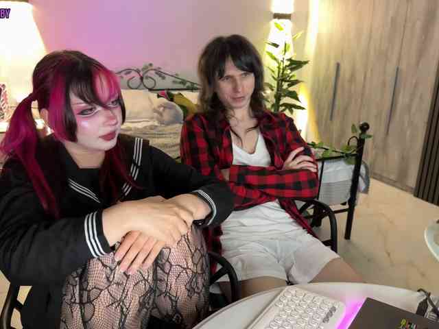 h3ntai-baby webcam