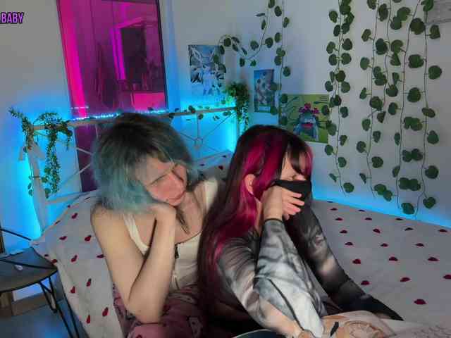 h3ntai-baby webcam