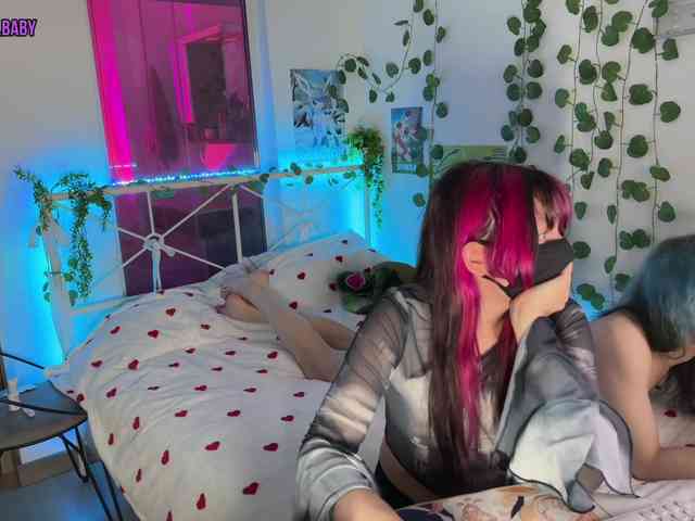 h3ntai-baby webcam