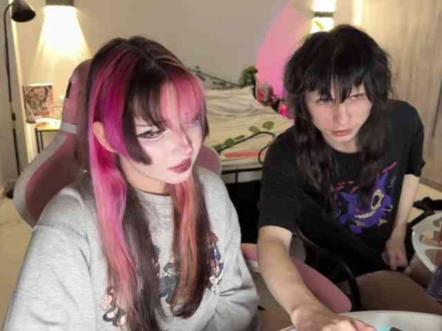 h3ntai-baby webcam
