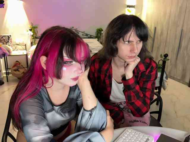 h3ntai-baby webcam