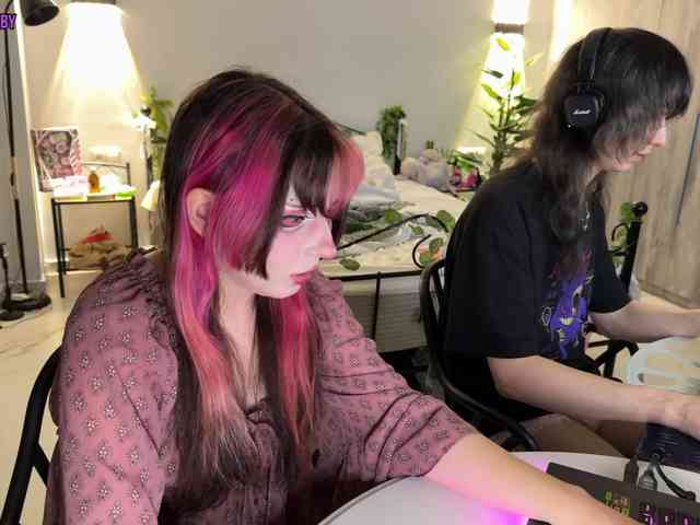 h3ntai-baby webcam