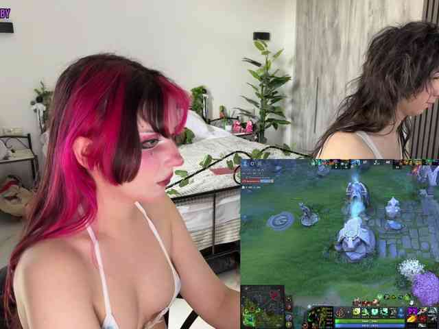 h3ntai-baby webcam