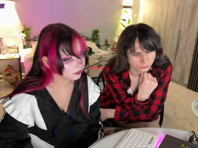 h3ntai-baby webcam