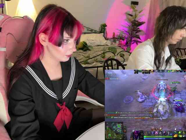 h3ntai-baby webcam