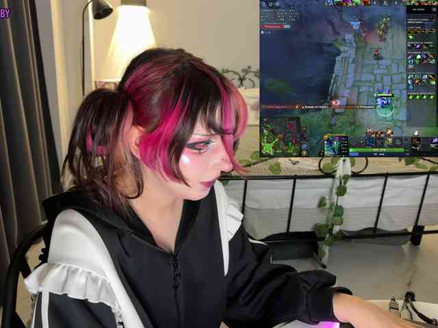 h3ntai-baby webcam