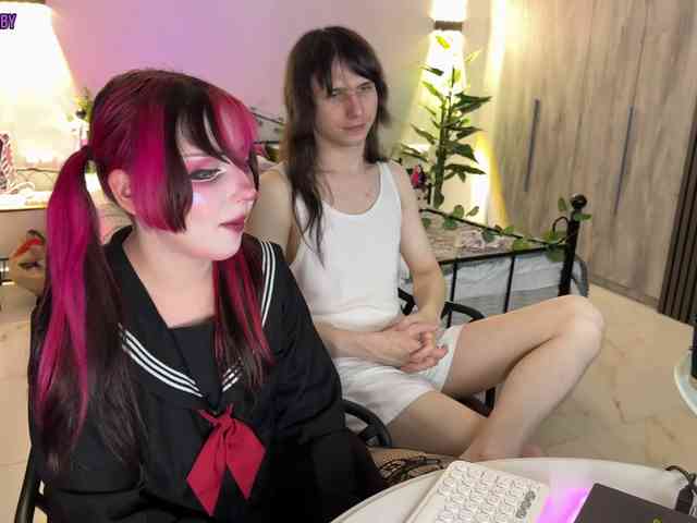 h3ntai-baby webcam