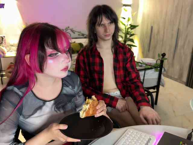 h3ntai-baby webcam