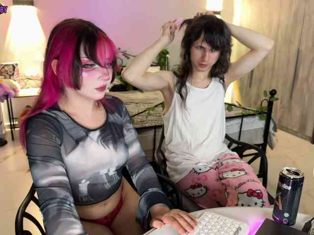 h3ntai-baby webcam