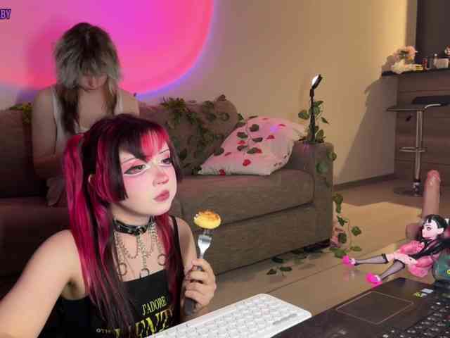 h3ntai-baby webcam