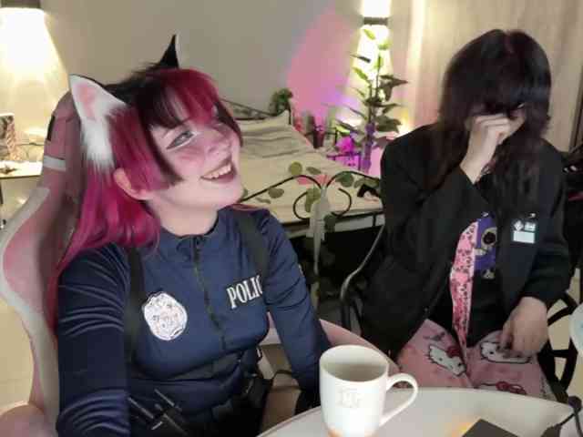 h3ntai-baby webcam