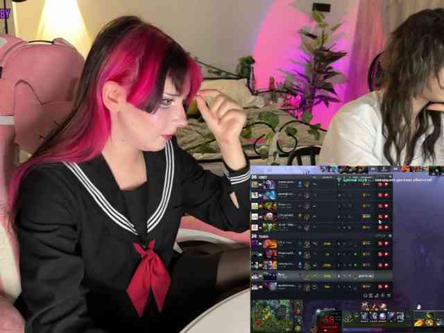 h3ntai-baby webcam