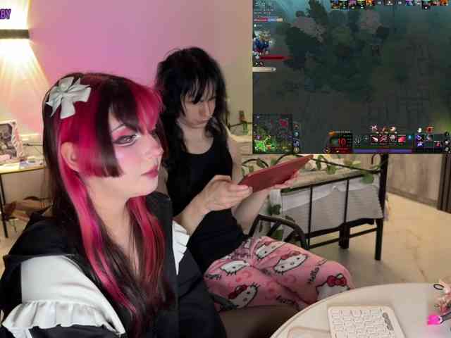 h3ntai-baby webcam