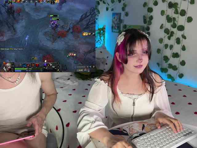 h3ntai-baby webcam