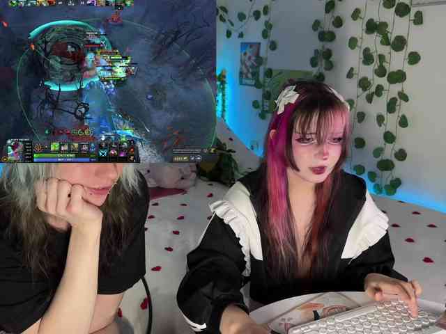 h3ntai-baby webcam