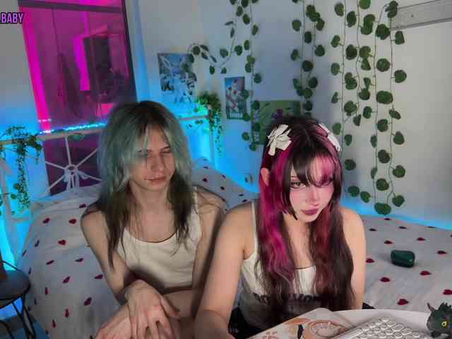 h3ntai-baby webcam