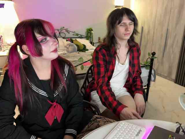 h3ntai-baby webcam