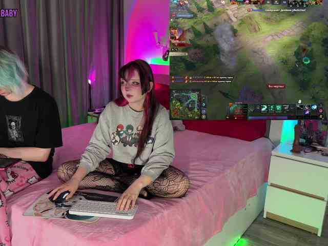 h3ntai-baby webcam