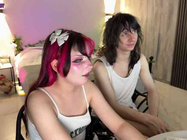h3ntai-baby webcam