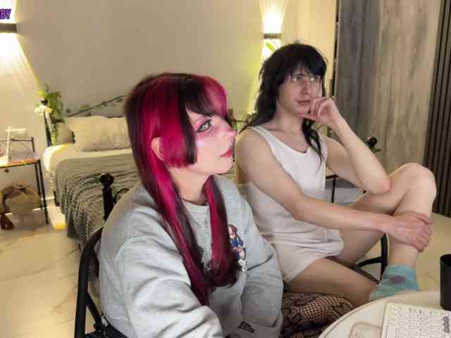 h3ntai-baby webcam