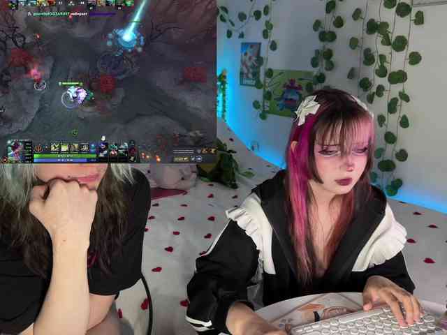h3ntai-baby webcam