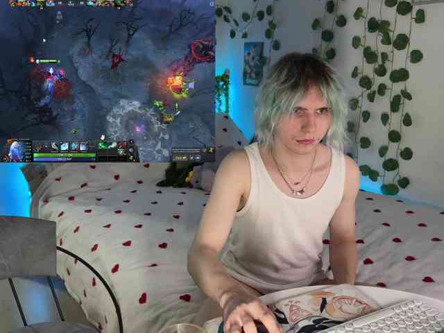 h3ntai-baby webcam