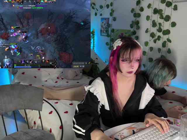 h3ntai-baby webcam