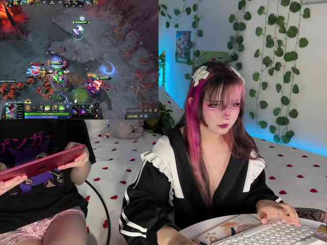h3ntai-baby webcam