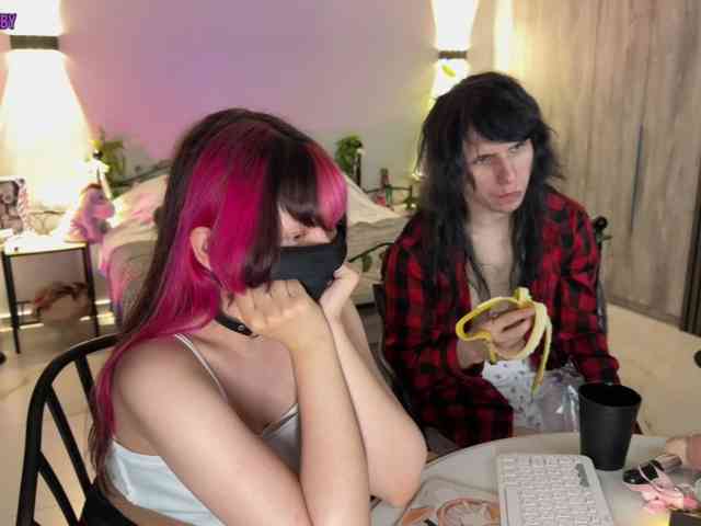 h3ntai-baby webcam