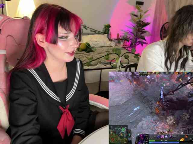h3ntai-baby webcam