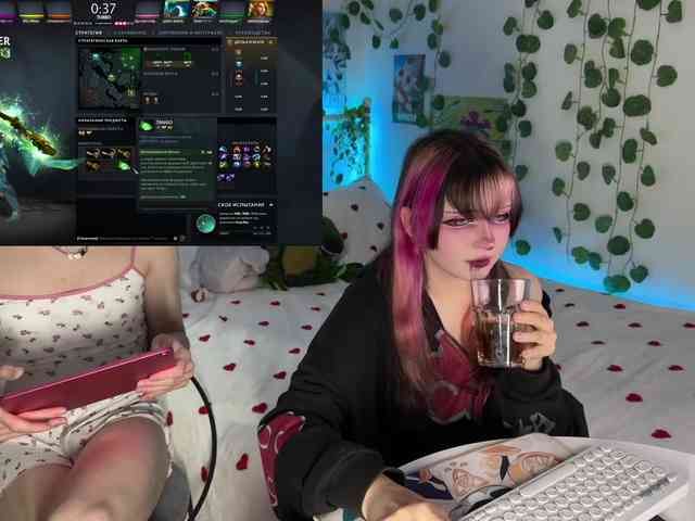 h3ntai-baby webcam