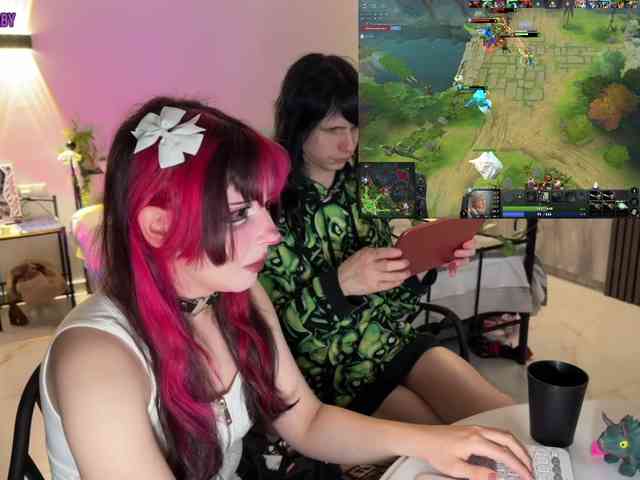 h3ntai-baby webcam