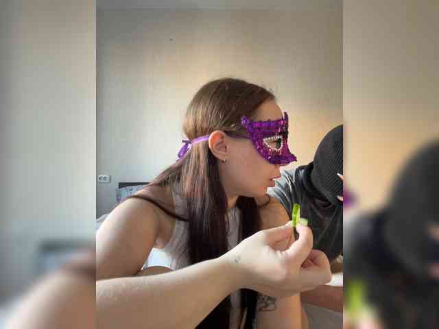 xxxxx7777x webcam