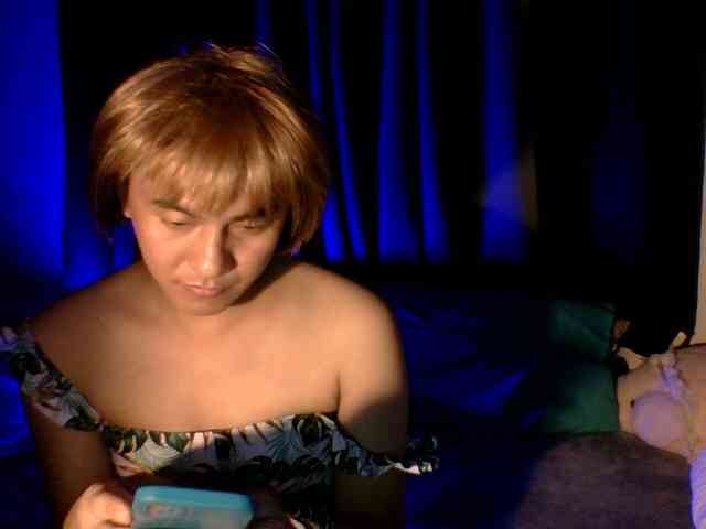 sweetinocent69xxx Sex Cam Show