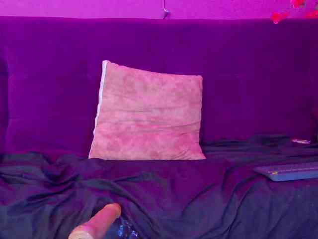 Daliana-Gounbolt Live Webcam on BongaCams