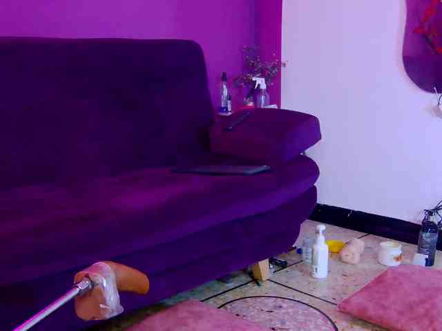 Daliana-Gounbolt Sex Cam Show