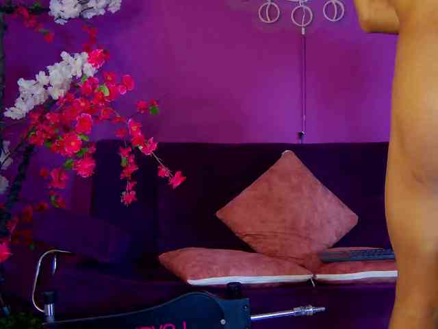 Daliana-Gounbolt Sex Cam Show