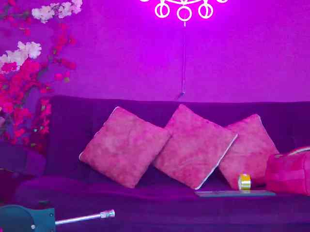 Daliana-Gounbolt Live Webcam on BongaCams