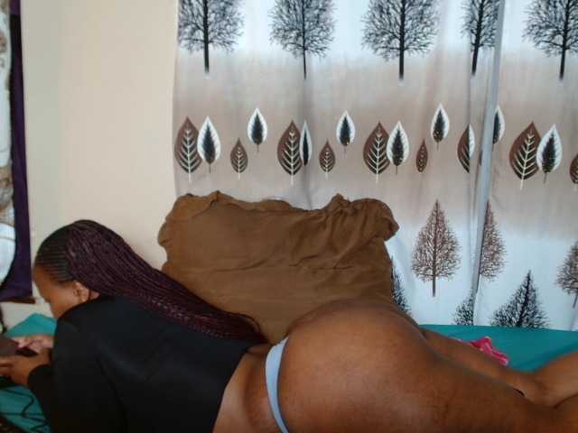 SexyKate live cam on BongaCams