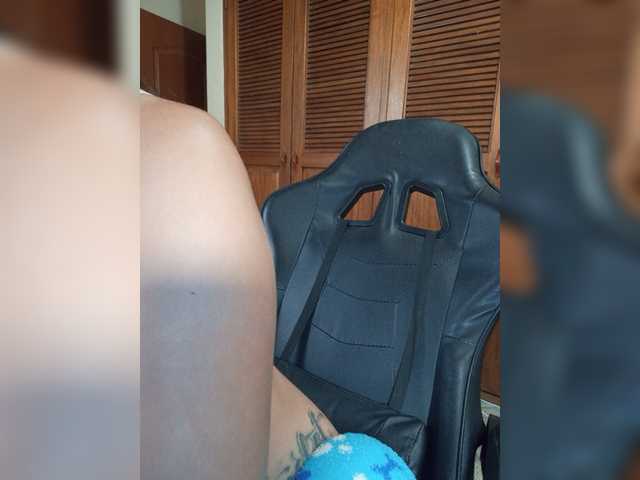 kory-star live cam preview