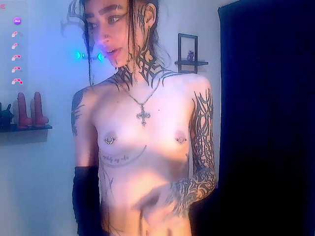 DakariaHills live cam on BongaCams