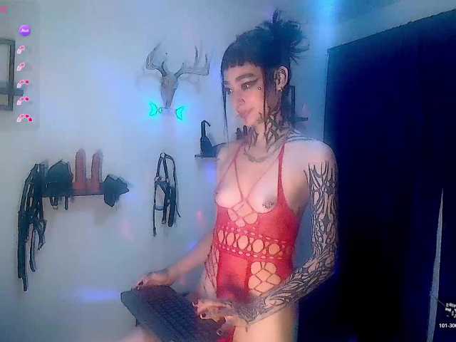 DakariaHills live cam on BongaCams