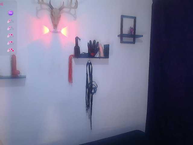 DakariaHills live cam on BongaCams