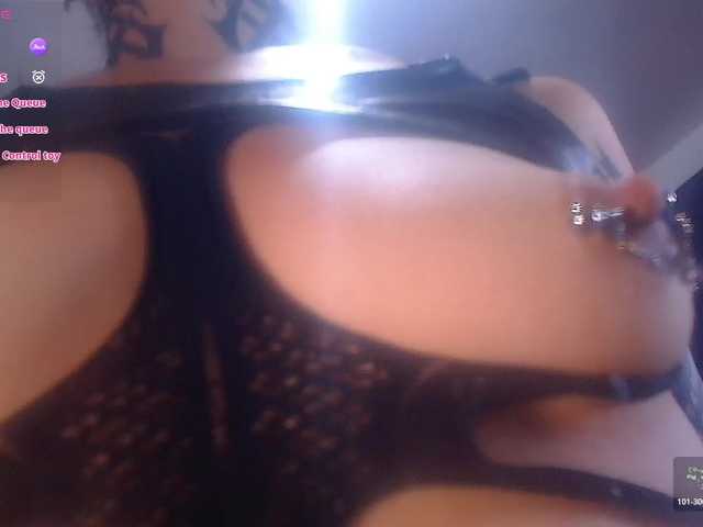DakariaHills live cam on BongaCams