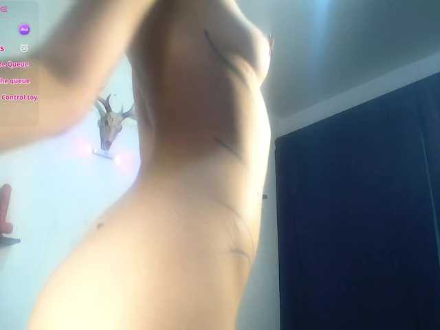 DakariaHills live cam on BongaCams