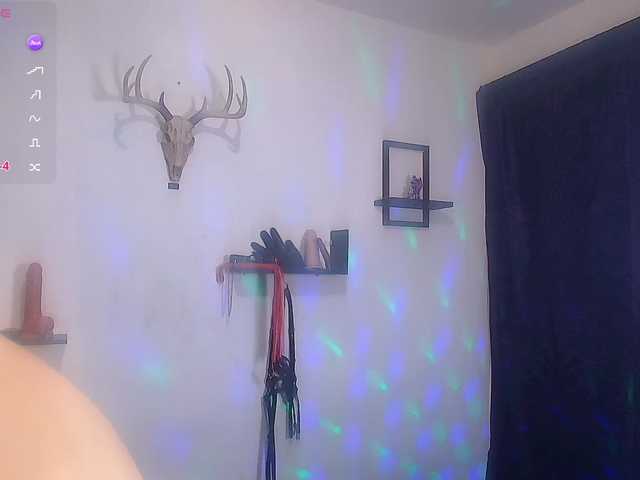 dakariahills cam belle