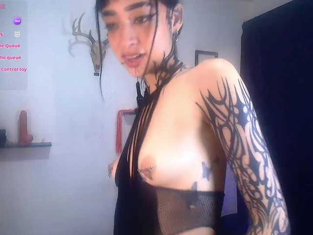 DakariaHills live cam on BongaCams